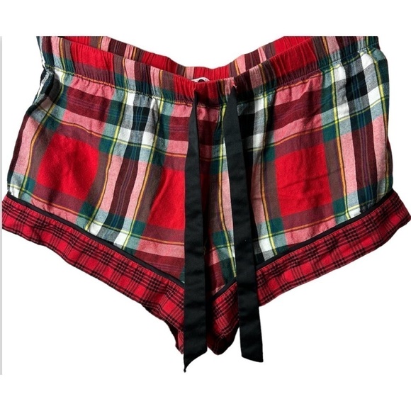 Victoria’s Secret Plaid Flannel Shorts Medium - Picture 1 of 7